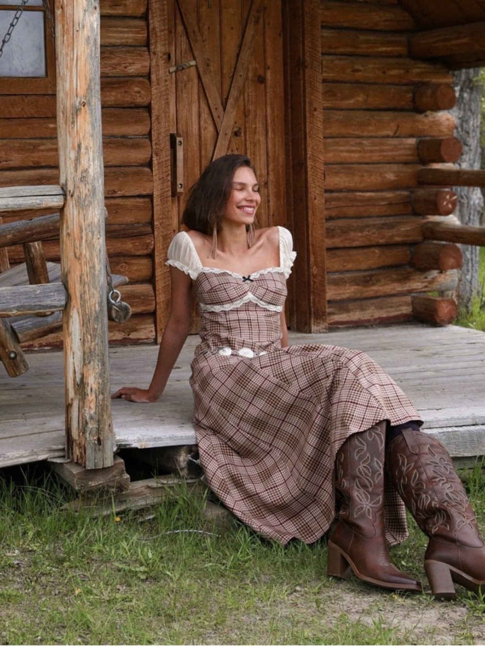 Brown Plaid Puff-Sleeve Maxi Dress with Lace Trim - Picture 2 of 8